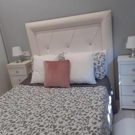 Casa Lozano フエンヒロラ